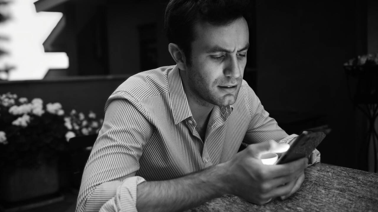 Digital Etiquette in 2026: The New Rules of Respect in a Connected World