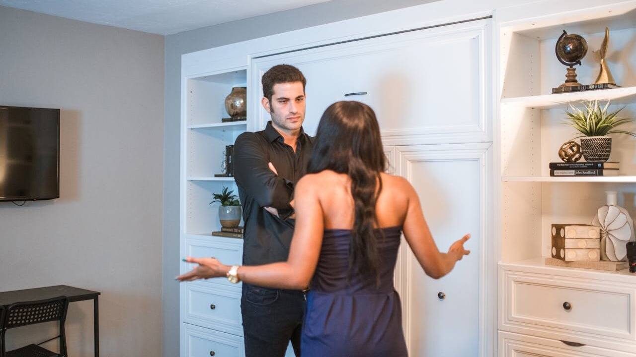 Disarm A Manipulator With These 13 Phrases And Take Back The Power