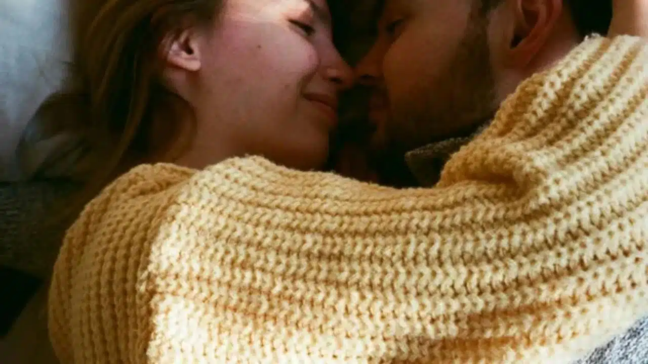 Is Your Partner Terrified Of Losing You? These 13 Signs Give It Away 