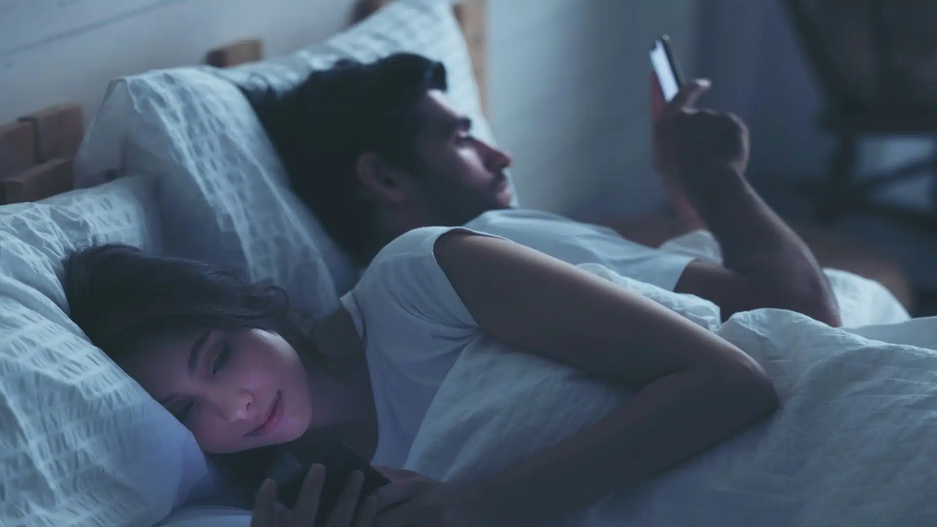 14 Small Ways Men Feel Disrespected in Relationships